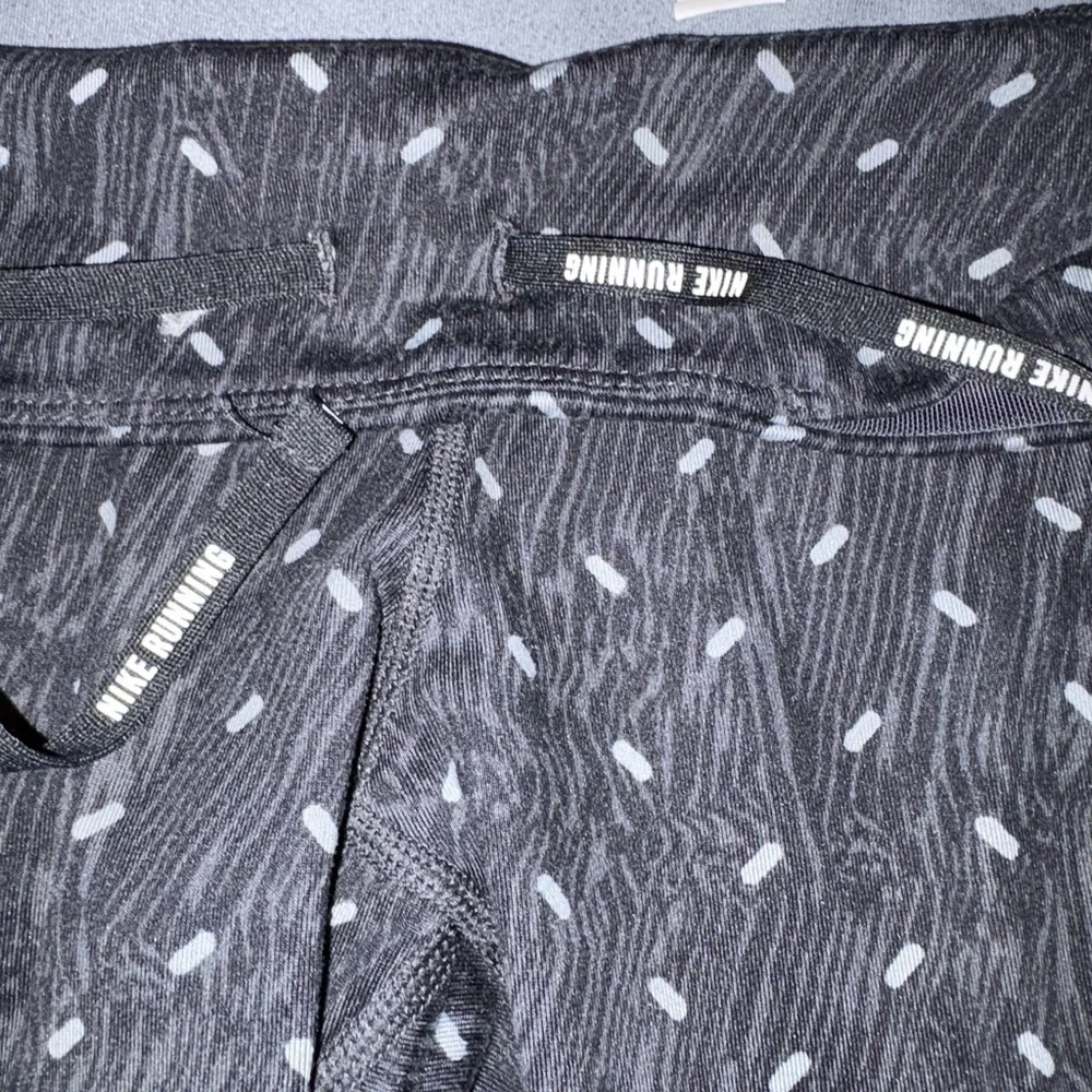 Nike Leggings Women's Medium Black Active Dri-Fit Lux size S